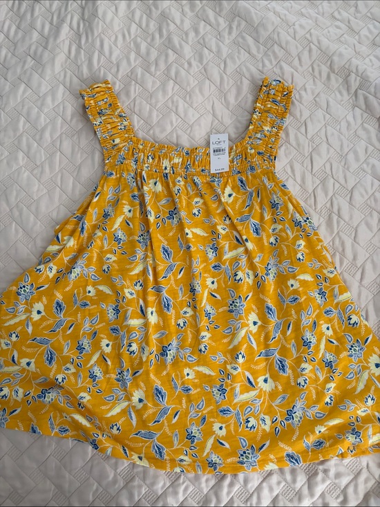 LOFT Tops - LOFT Yellow Floral women’s top with Blue Accents
